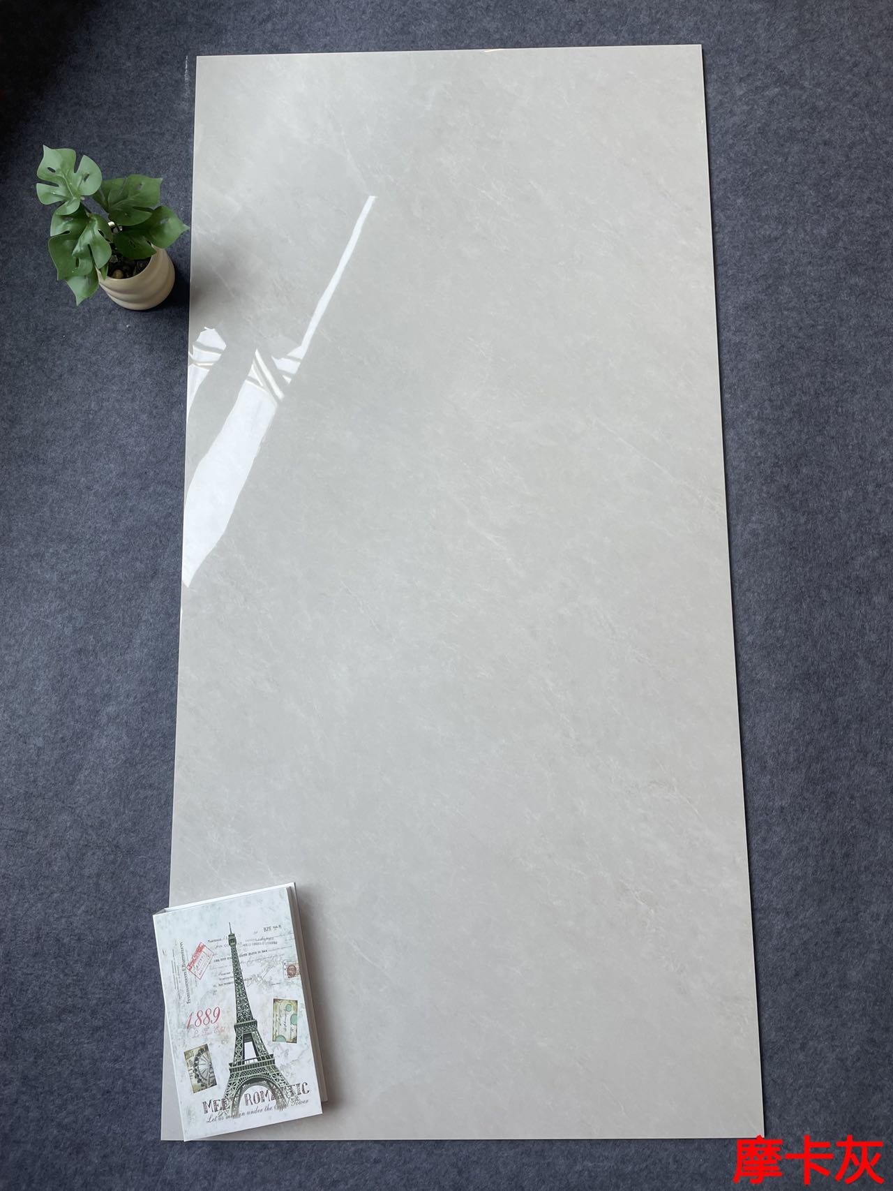 GT715202摩卡灰 一石五面 自由连纹 亮光通体